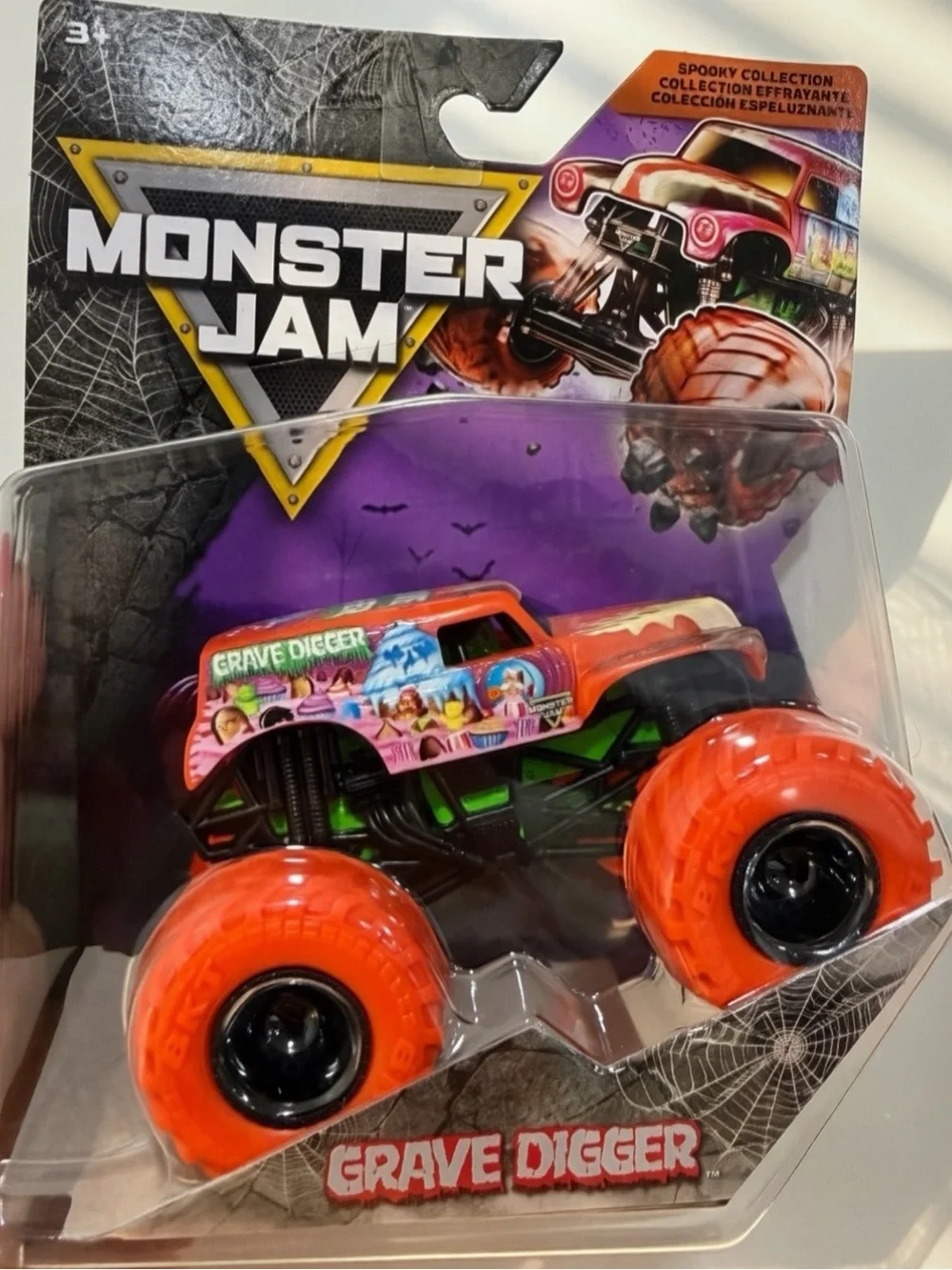 🔥 Monster Jam Grave Digger Spooky Collection Halloween Rare NEW